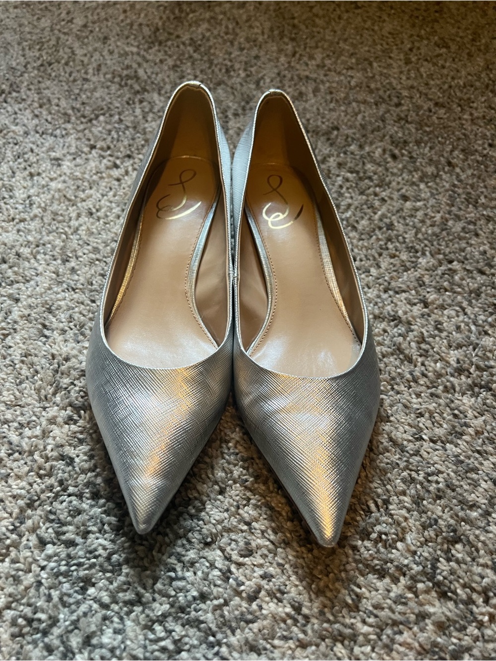 Sam Edelman Franci Pointed Kitten Heel Pumps in Metallic Silver - Picture 3 of 7